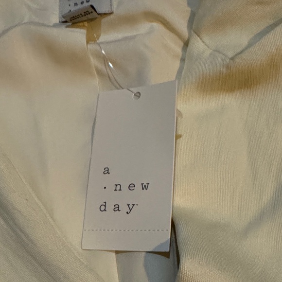 A New Day Cream Sleeveless Vest with Belt - Picture 2 of 3